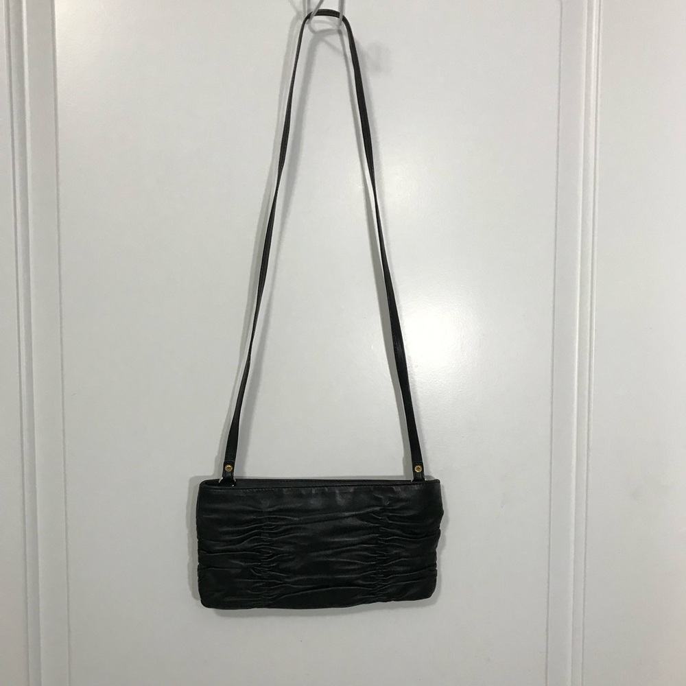 Michael Kors Webster Black Leather Ruched Shoulder Clutch Bag EUC - Picture 2 of 8